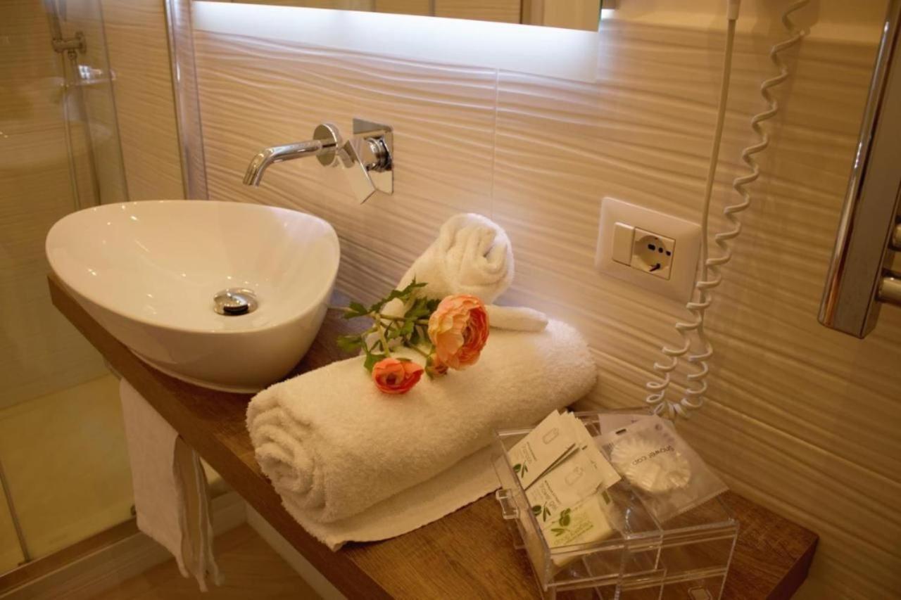 52 Vespasiano Vatican Suites Roma Phòng bức ảnh